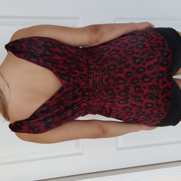 NWT Red Leopard Print 🐆 Top - Picture 3 of 7